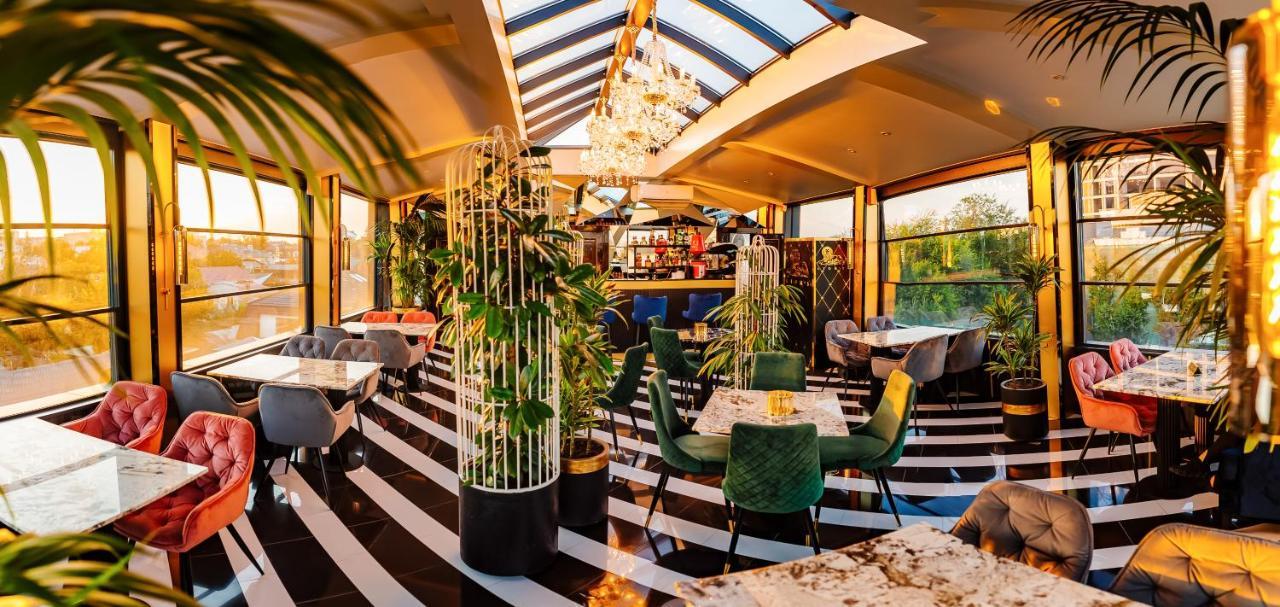 Lion'S Hotel Kiszyniów Zewnętrze zdjęcie